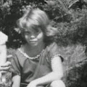 Meet your Posher, Debbie l.